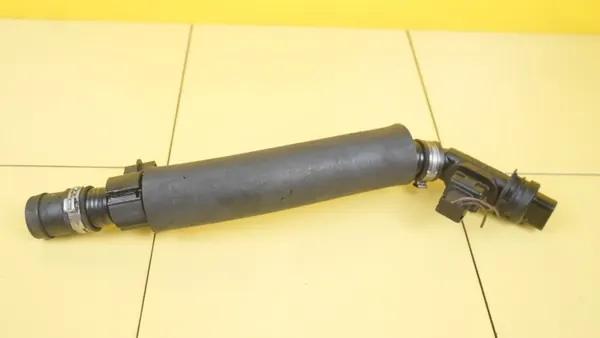 Käytetty Opel OE tyhjiöputki OEM 1039589901 image 2
