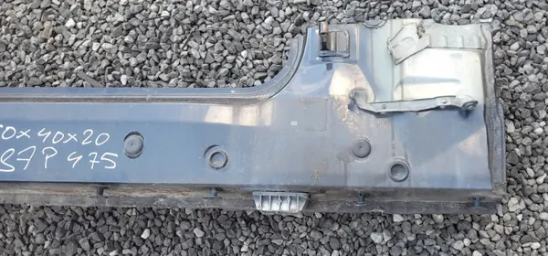 Soleira Cortada Direita BMW E87 Usada OEM image 4