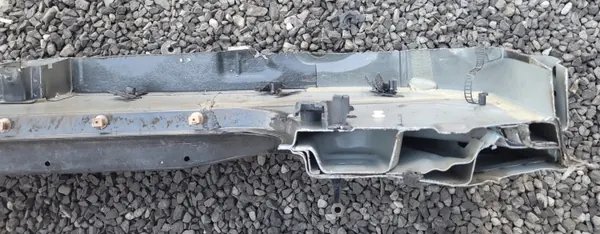 Soleira Cortada Direita BMW E87 Usada OEM image 5
