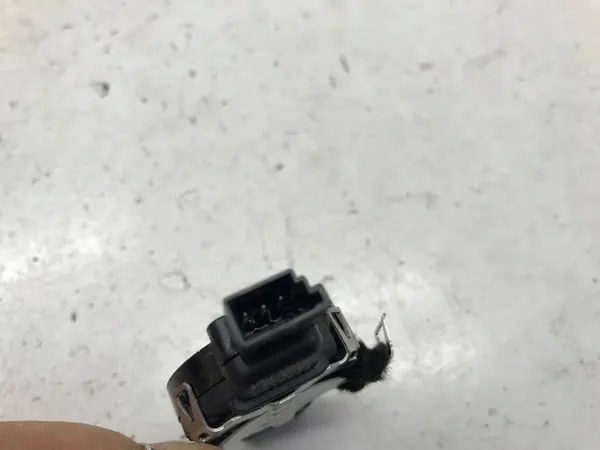 BYD SEAL Regensensor OEM MRH-3602400 (Gebruikt) image 3