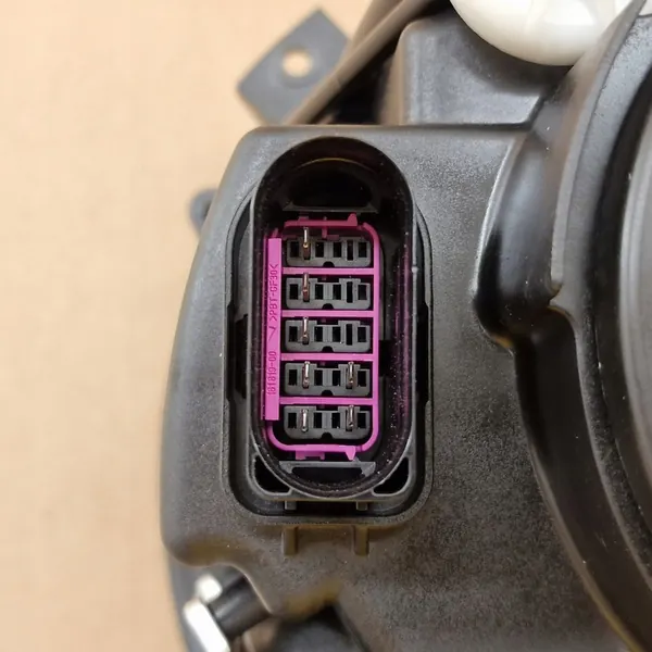 Linker koplamp Mercedes G W463 2006-2018 Bi Xenon image 6