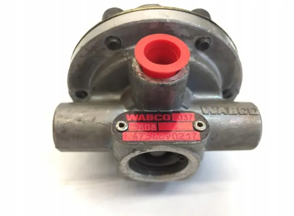 Regulador de pressão de ar Volvo OEM 461925 - Usado image 3