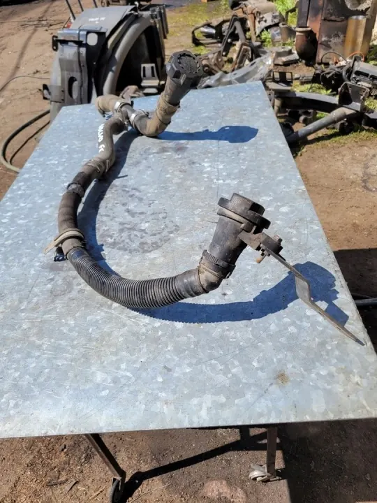 Öl-Einfüllstutzen OEM 0139697737487 für Volvo FE image 4