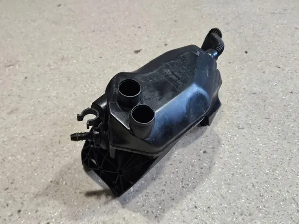 Suporte separador óleo OEM A1330105600 Mercedes image 3