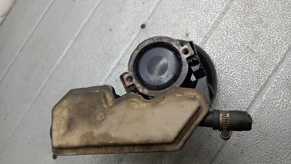 Stuurbekrachtigingspomp Opel Vectra B 1.6B 96R Sedan 90495957 image 4