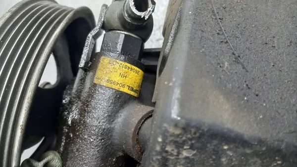 Stuurbekrachtigingspomp Opel Vectra B 1.6B 96R Sedan 90495957 image 6