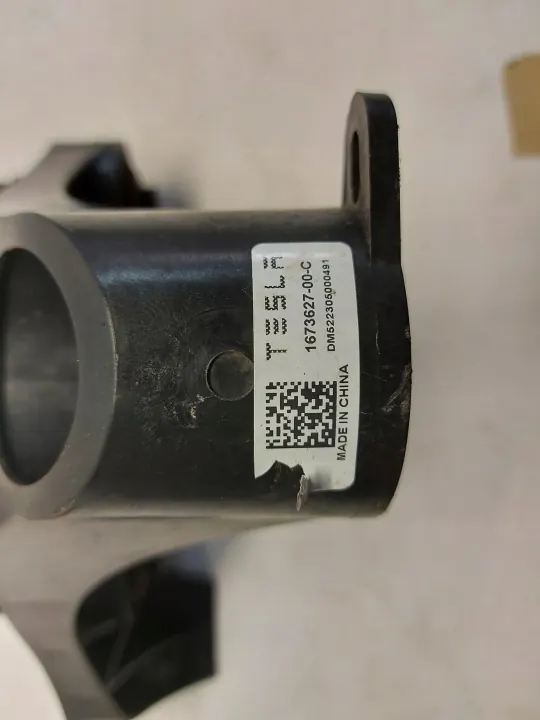 Suporte compressor ar condicionado Tesla OEM 1673627-00-c image 4