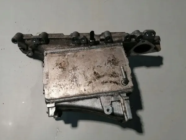 Colector de admisión OEM 04L129766AD para Audi A6 Avant image 4