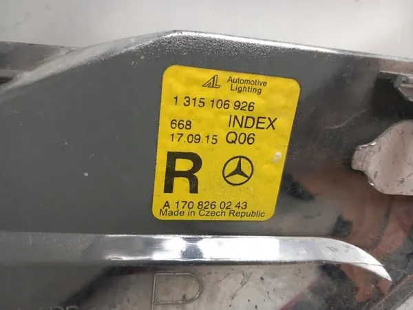 Mercedes SLK R170 höger blinkers OEM A1708260243 image 6