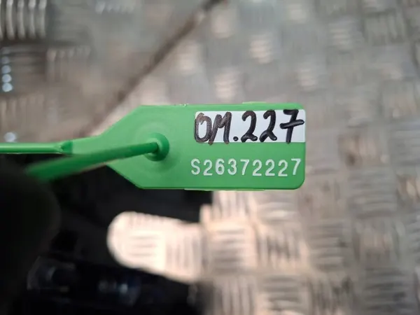 Käytetty Väliseinäpeite OEM S26372227 Mercedes image 6