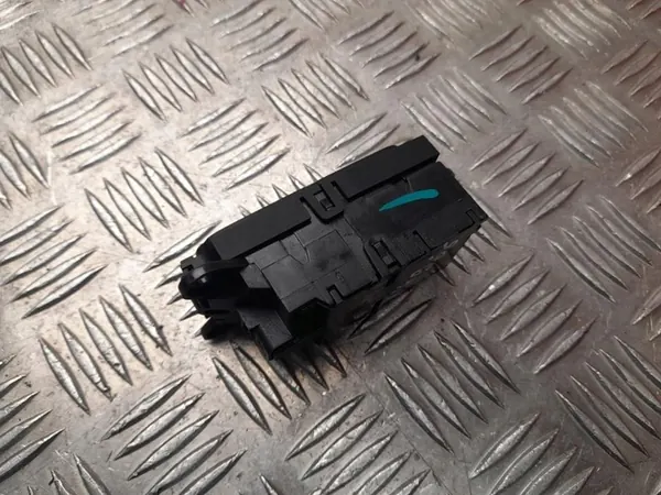 Ovenkahva sisätila Tesla MODEL X 2016 vasen takana 1038107 image 2