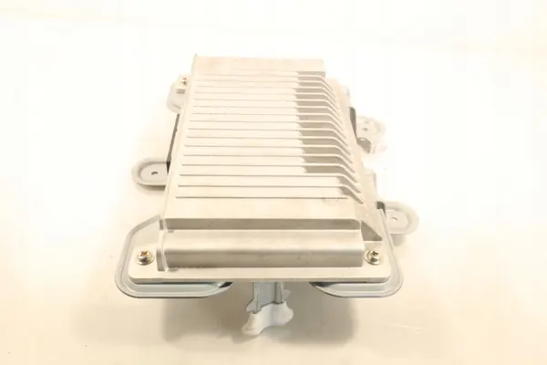 Amplificateur radio FORD OEM DS7T-18B849-DB pour S-MAX II image 2