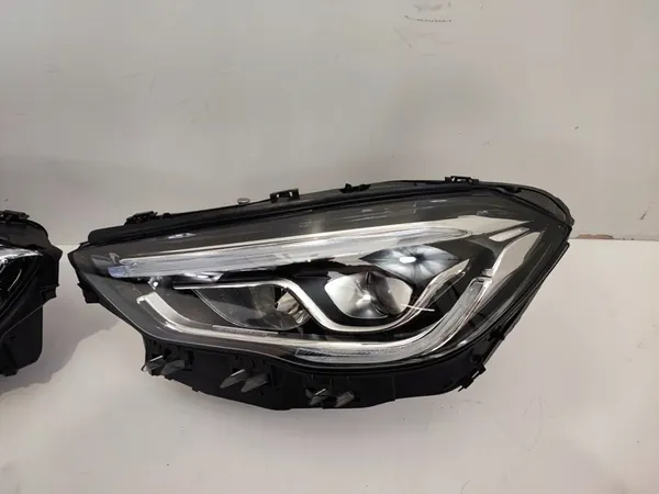 LINKER VOOR LED HIGH PERFORMANCE LAMP MERCEDES GLA W247 image 2
