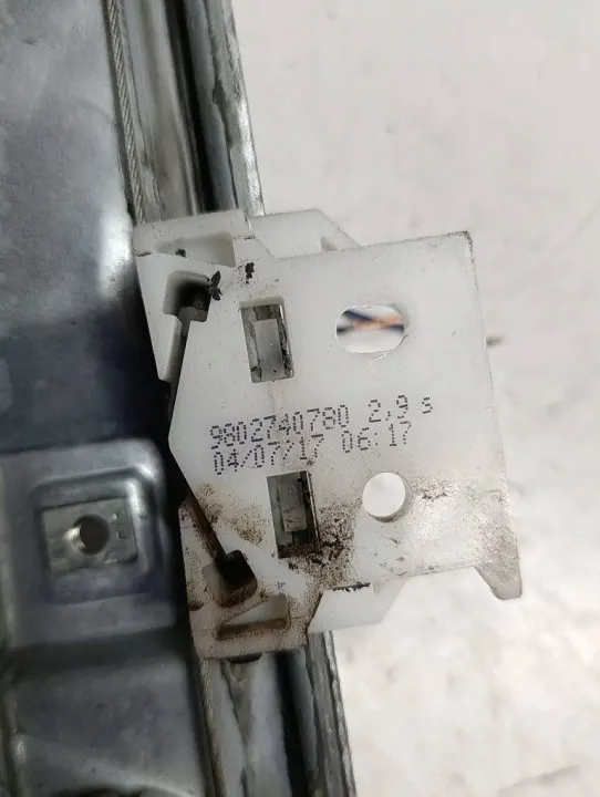 DS OEM 9802740780S7 Front Right Window Lifter image 4