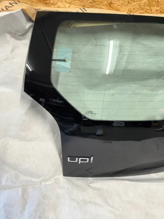 VW UP Achterklep Glas OEM 1S0845051BC Gebruikt image 3