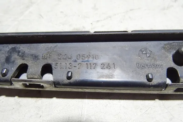 BMW 3-serie (E90) Trimdelar 2008 image 3