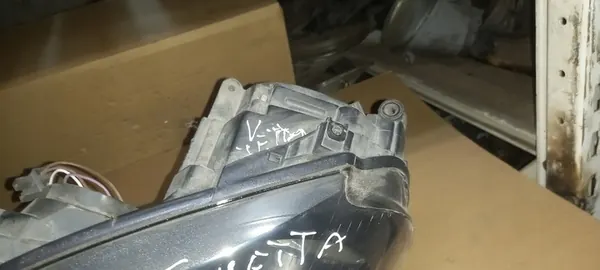 Volkswagen Golf V JETTA Etu Vasemman Valo 1K6941005T image 3