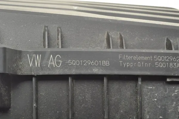 Luftfilterhus OEM 5Q0129620E för VW Golf VII image 7