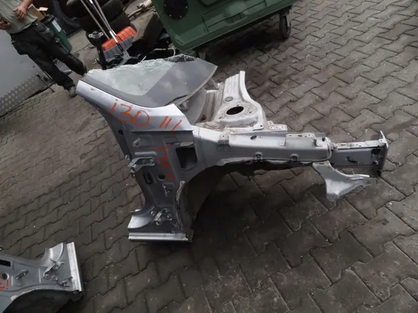 OEM 64544-G3000 Etu Oikea Hinauskoukku - Hyundai image 2
