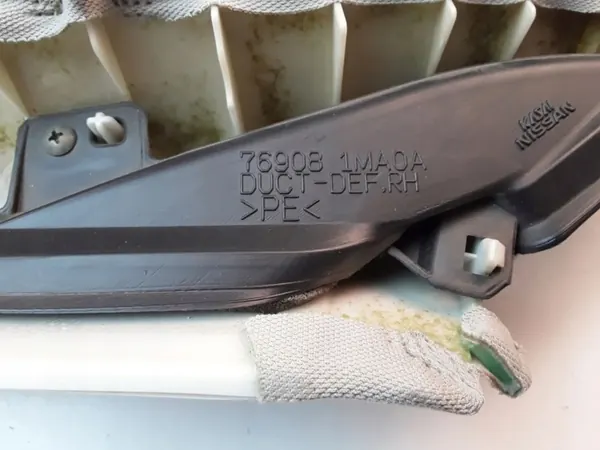 Infiniti M Y51 pilaarbekleding OEM 769081MA0A - Gebruikt image 3