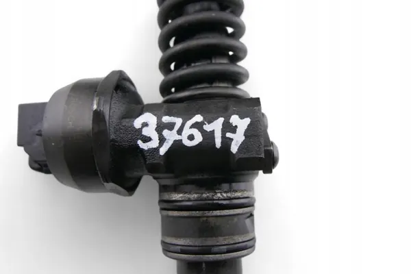Pompe à injection OEM 038130073BR pour VW Caddy III image 5