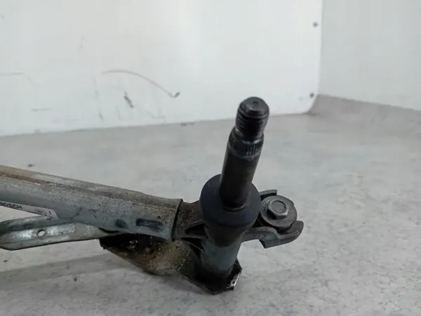 Mécanisme d'essuie-glace OEM 9673222580 Peugeot 2008 image 3