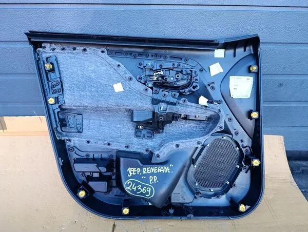 Jeep Renegade 4Xe Tapicería Puerta OEM 07356987030 Delantera Derecha image 5