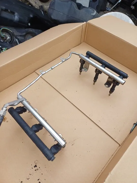 Set Iniettori Audi A6 C6 2.4 0280158053 image 2