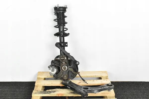 Snodo anteriore destro Audi A1 II 1.0 image 3