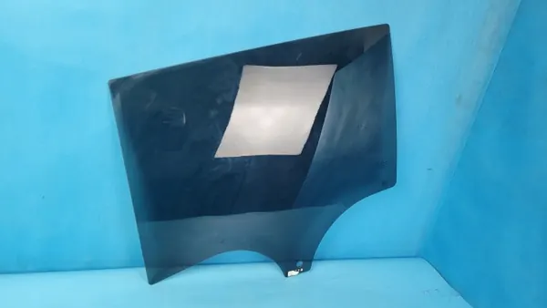 Mercedes W206 C220 Linker Achterdeur Ruit OEM A2067352300 image 2