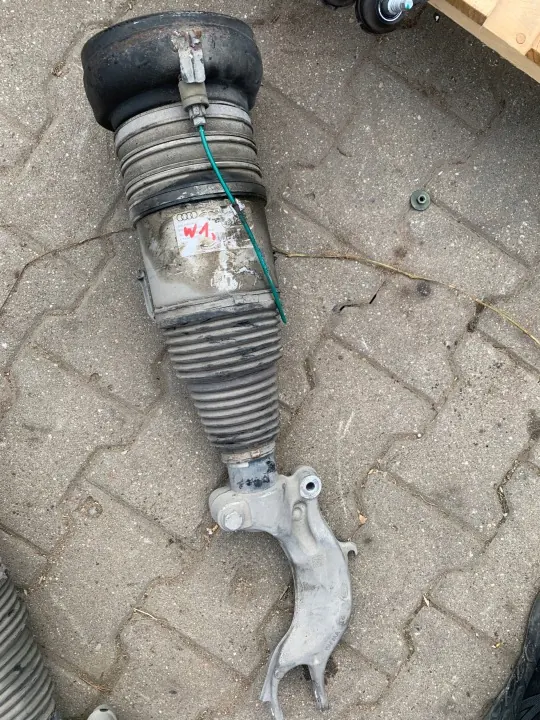 Audi Q5 SQ5 Vorderer Rechter Luftfederbein OEM 80A616039E image 2