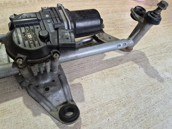 VW PASSAT B7 Pyyhkijämekanismi image 2