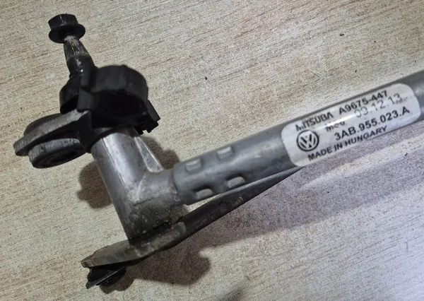 VW PASSAT B7 Pyyhkijämekanismi image 5