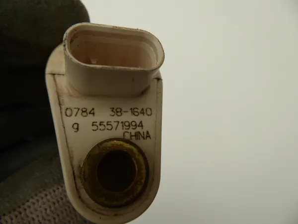 Vevaxelsensor Opel Astra J 1.4 Turbo 55571994 image 2