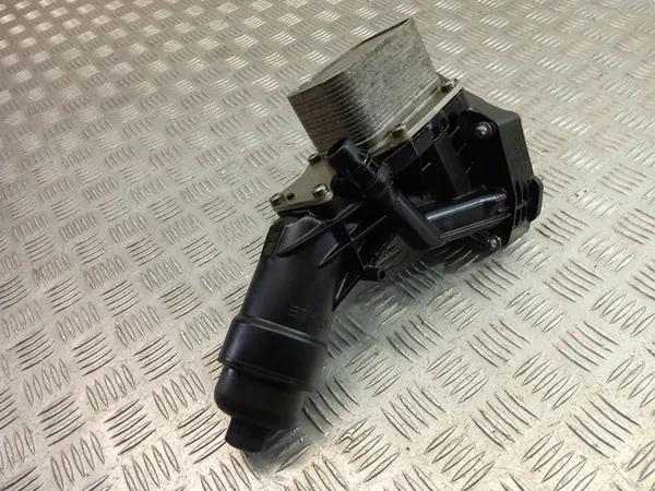 BMW X3 G01 2018 Radiador de óleo image 4