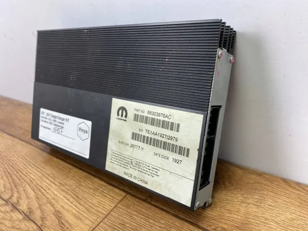 OEM 68303976ACPINYA Verstärker für Dodge Charger 2015+ image 3