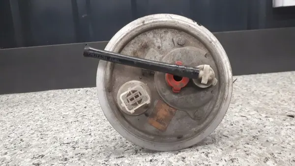 Bomba de combustible Ford Fiesta MK3 1.2 5V 98R OEM f1dua3a image 6