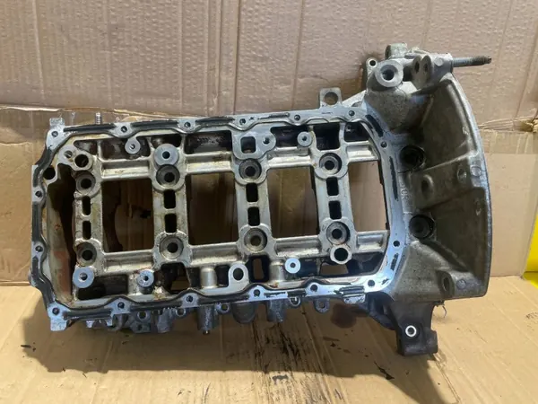 Kurbelwellenlagerdeckel Citroen C3 Picasso OEM V757899480 image 2