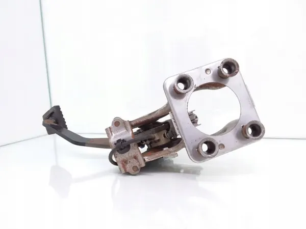 Pédale de Frein Lexus OEM ARA106134 - État Utilisé image 4