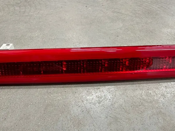 Tercera Luz de Freno Sprinter 910 907 OEM A9109066800 image 3