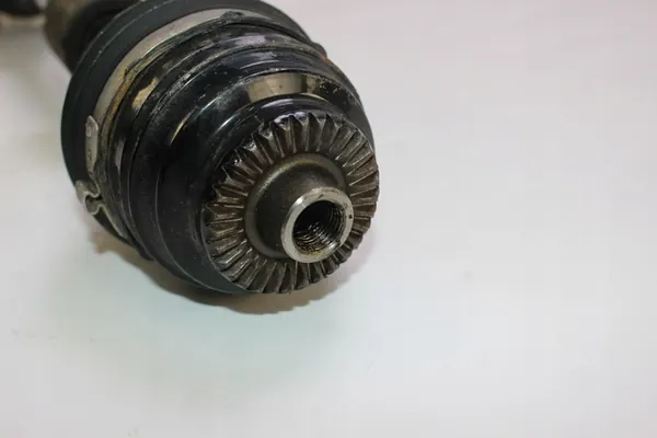 Höger fram halvaxel BMW F40 F44 F45 F46 X1 F48 MINI 5A2DFC2 image 3