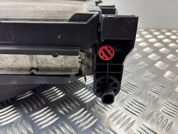 MB C63 W204 E63 W212 SLS C197 CLS63 C218 SL63 R231 Waterkoeler A2185000200 image 6