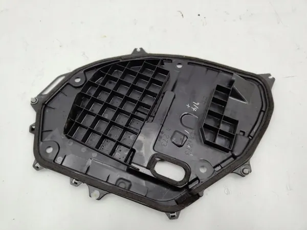 Lexus RX IV 2015-2022 Untere Türverkleidung Rechts Vorne 67831-48071 image 3