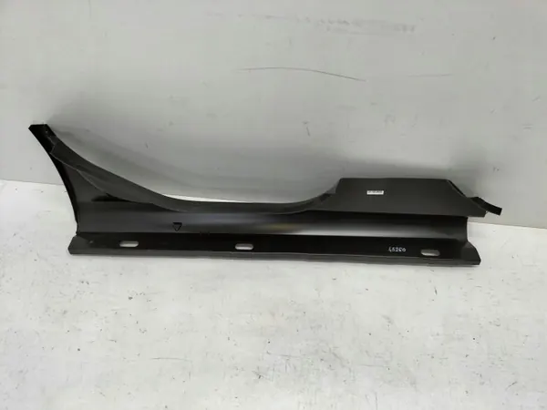 OEM 45260 Saia lateral traseira esquerda Skoda Scala image 5