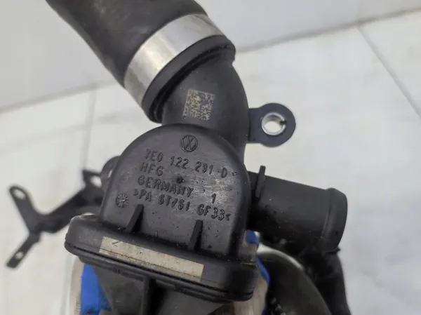 Vesipumpun Letku VW Transporter T6 2.0 TDI image 10