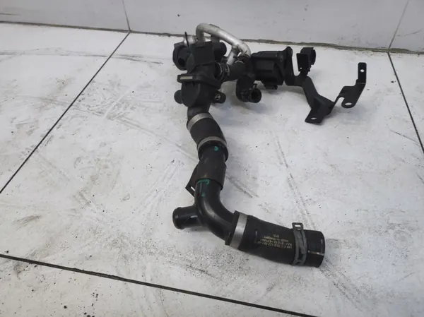 Vesipumpun Letku VW Transporter T6 2.0 TDI image 6