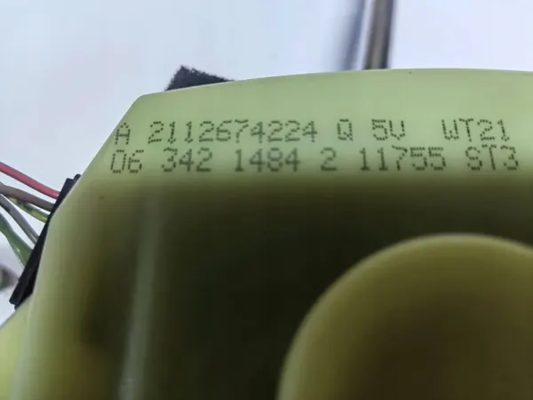 Mercedes W211 W219 Dompelkrik OEM A2112674224 image 5