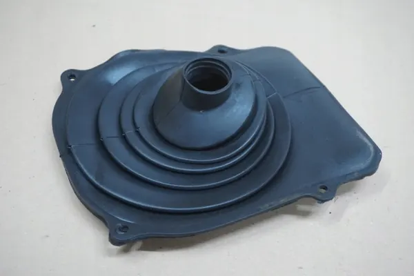 Nissan D40 MIESZEK 2,5 DCI Schaltgummimanschette - Gebraucht image 2