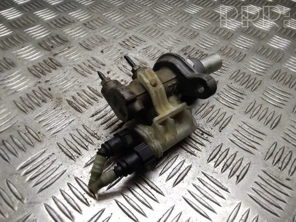 Remcilinder OEM 0204254463 voor Opel Corsa D image 4