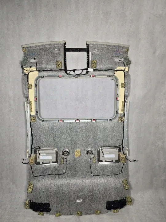 Tapis de Plafond Audi A8 D4 OEM 4H4867505F - Occasion image 6